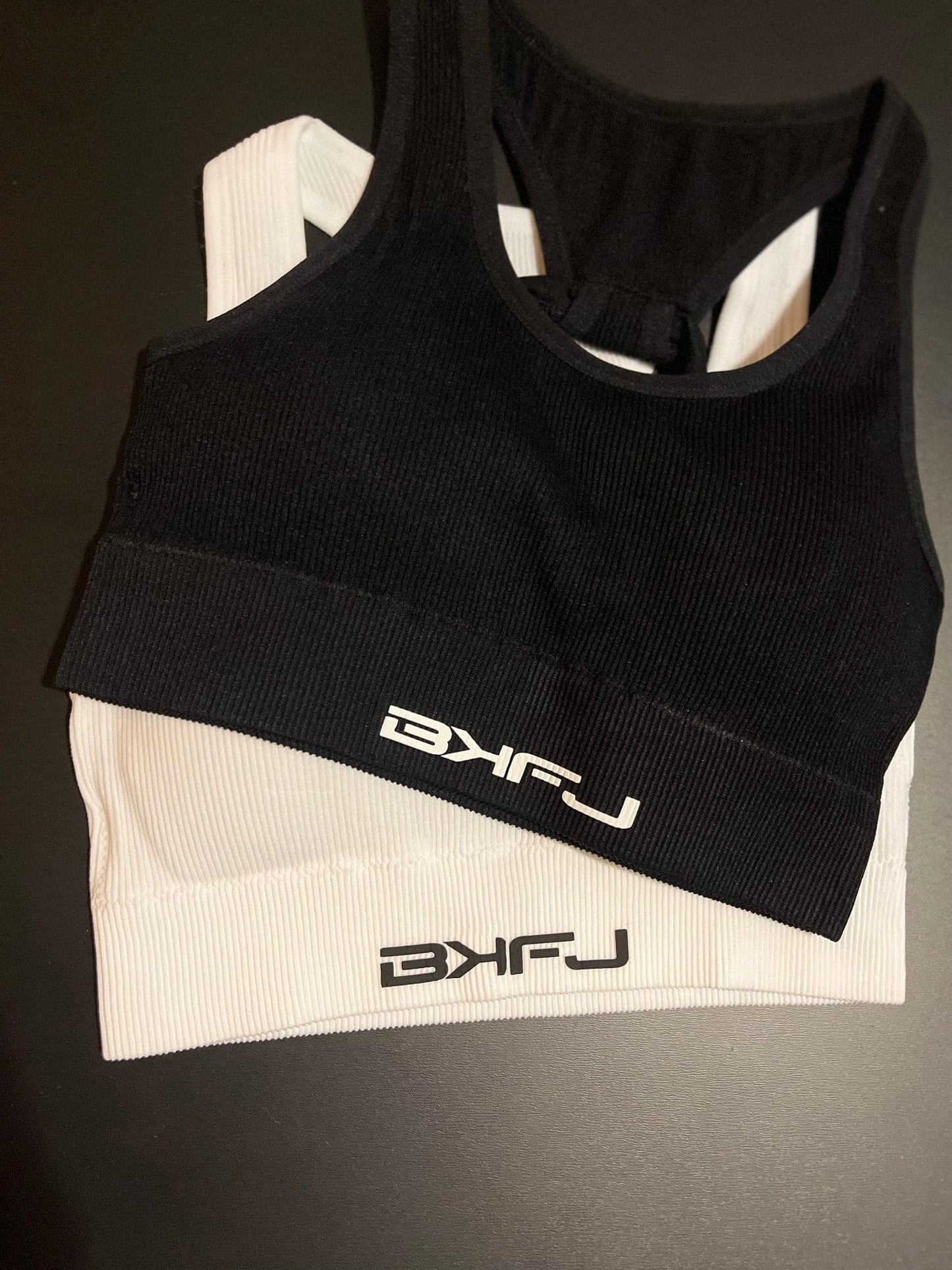 Ribbed Triangle Back Sports Bra - BKFJNY