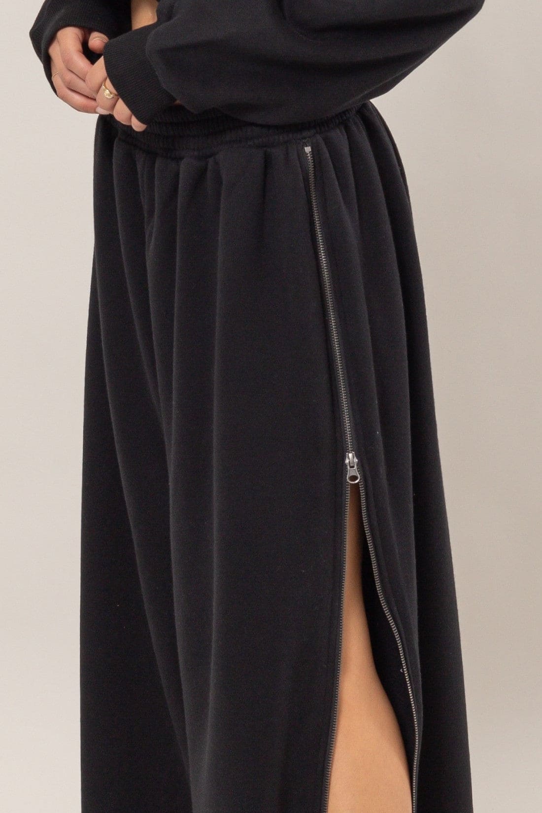 Wide-Leg Side Zipper Sweatpants