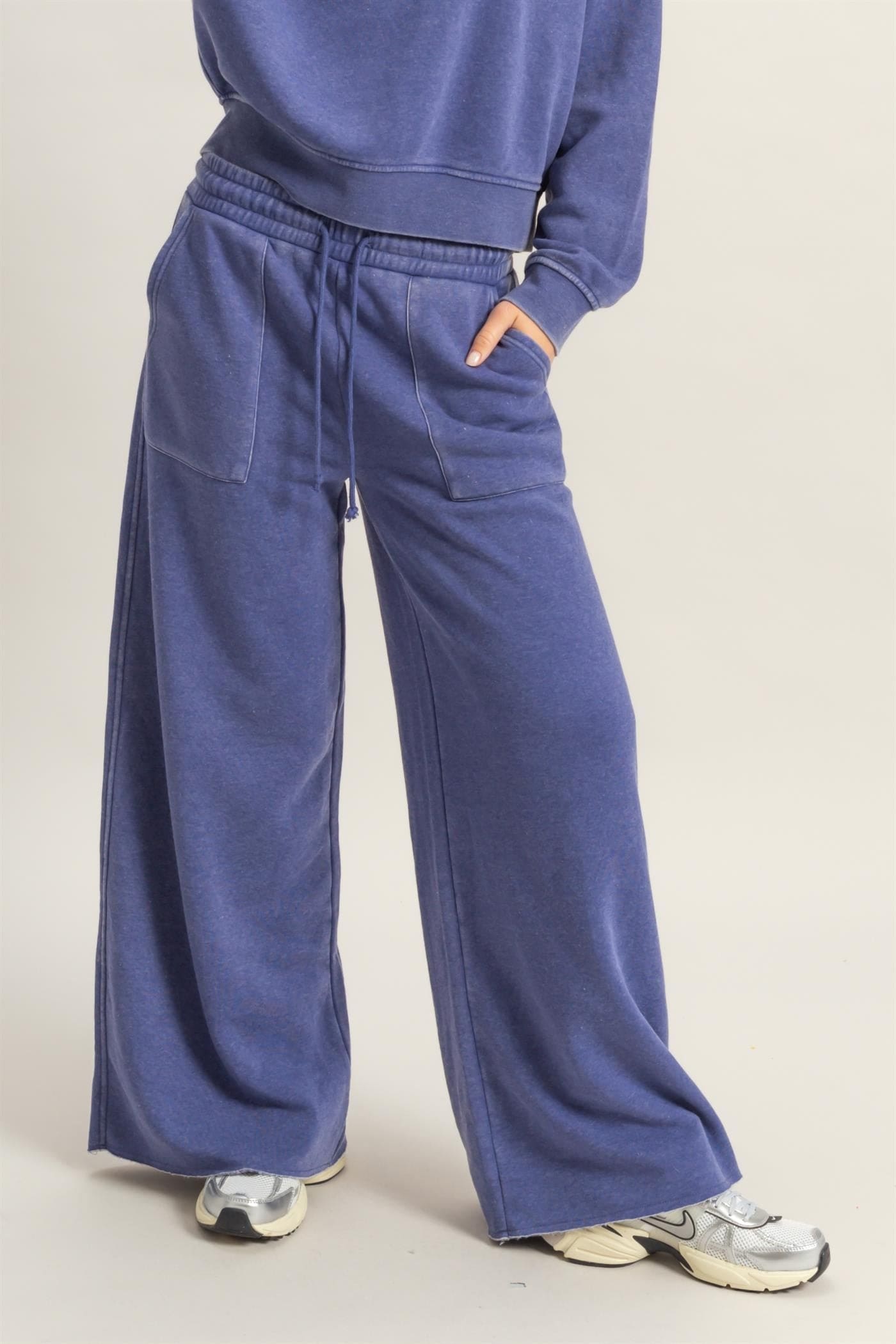 Wide Leg Drawstring Sweatpants