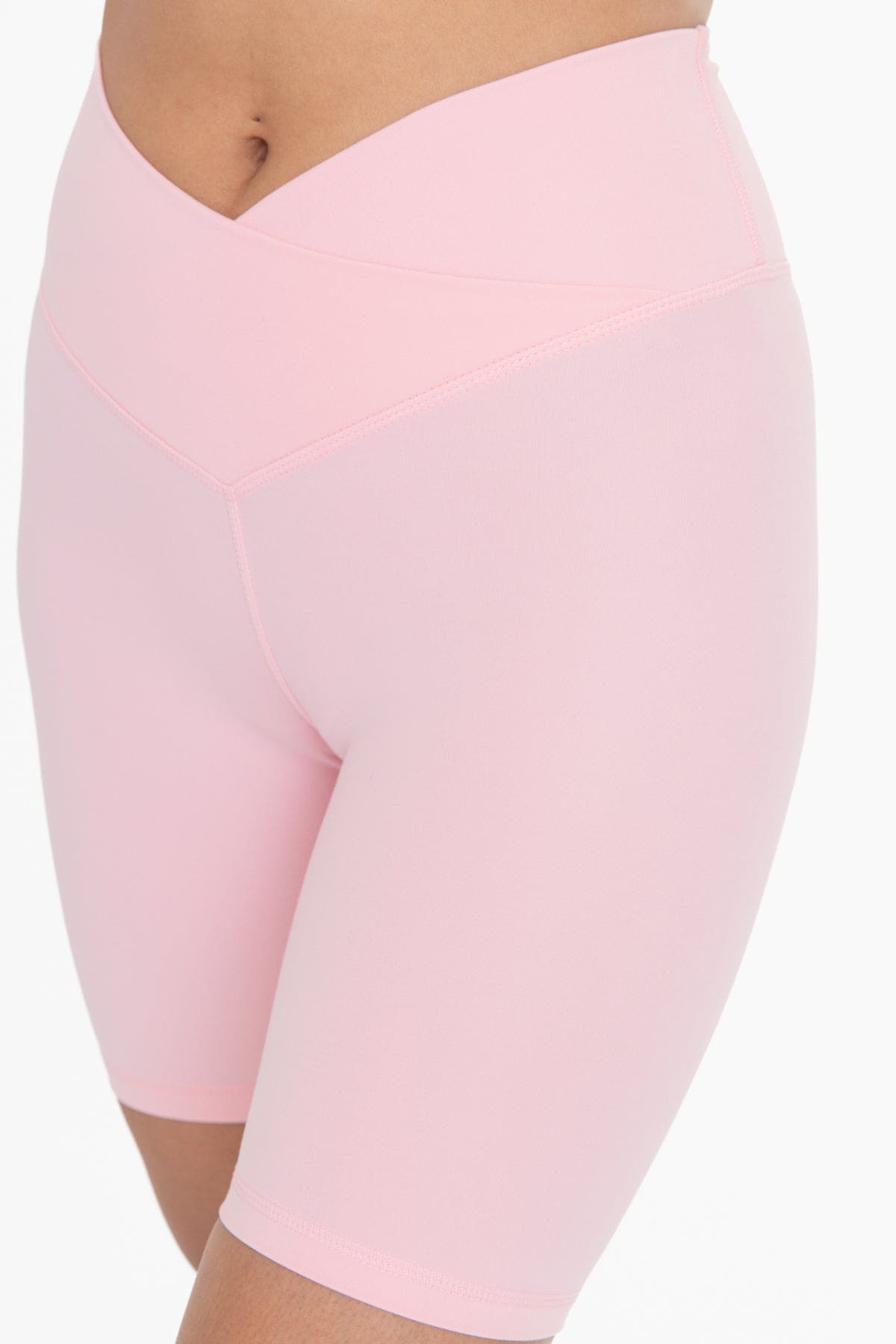 Venice Crossover Waist Biker Shorts