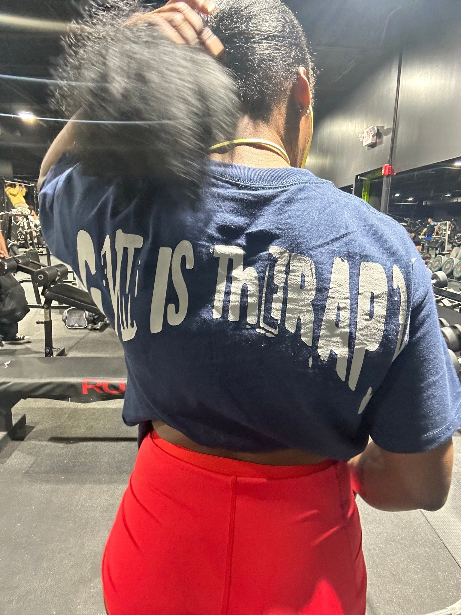 Gym Is Therapy T-Shirt - LEGDAY EVERYDAY