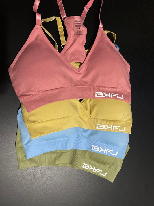 Seamless Cut-Out Racerback Sportsbra - BKFJNY