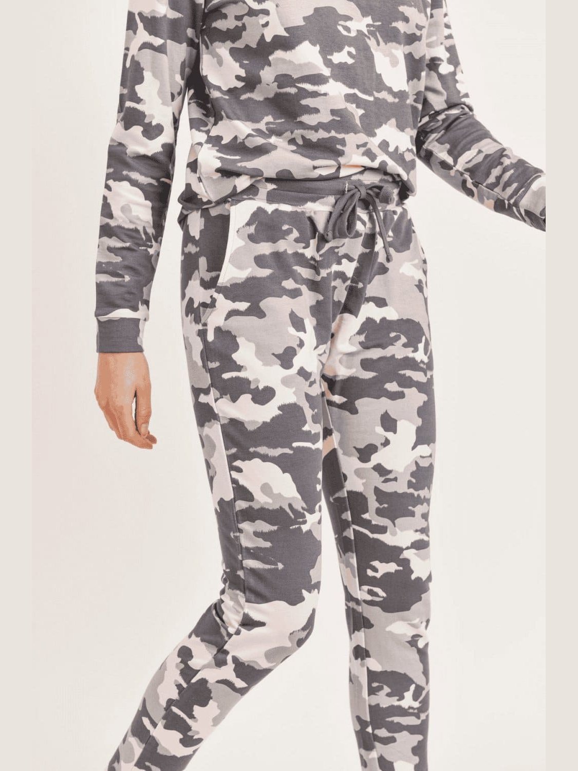Mono B Camo Jogger - LEGDAY EVERYDAY